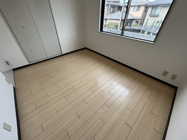 メゾンド甲子園二番町の居間写真