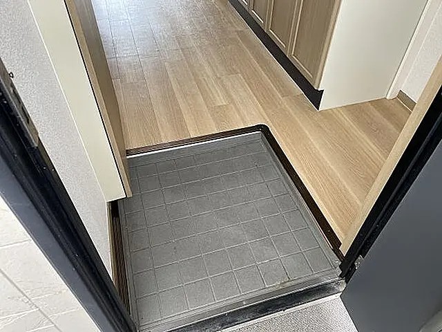 グラシア山本通の玄関写真