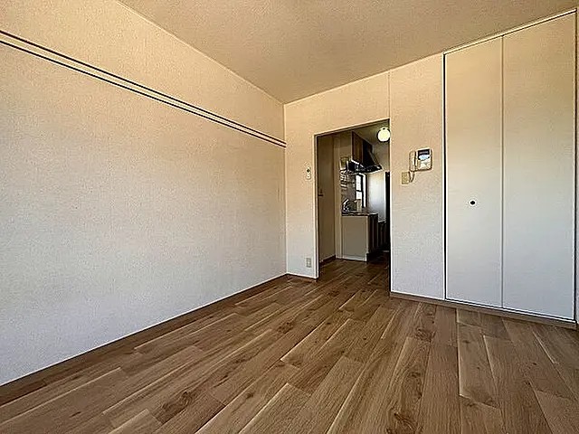 グラシア山本通の居間写真