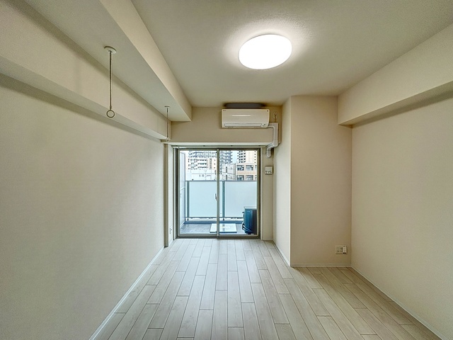 アルファレガロ神戸元町の居間写真