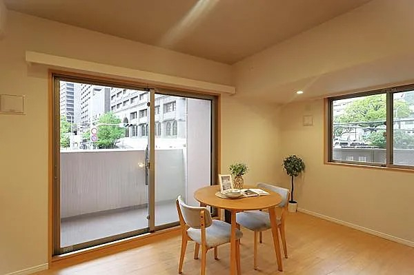 神戸元町山手ヴィアージュの居間写真