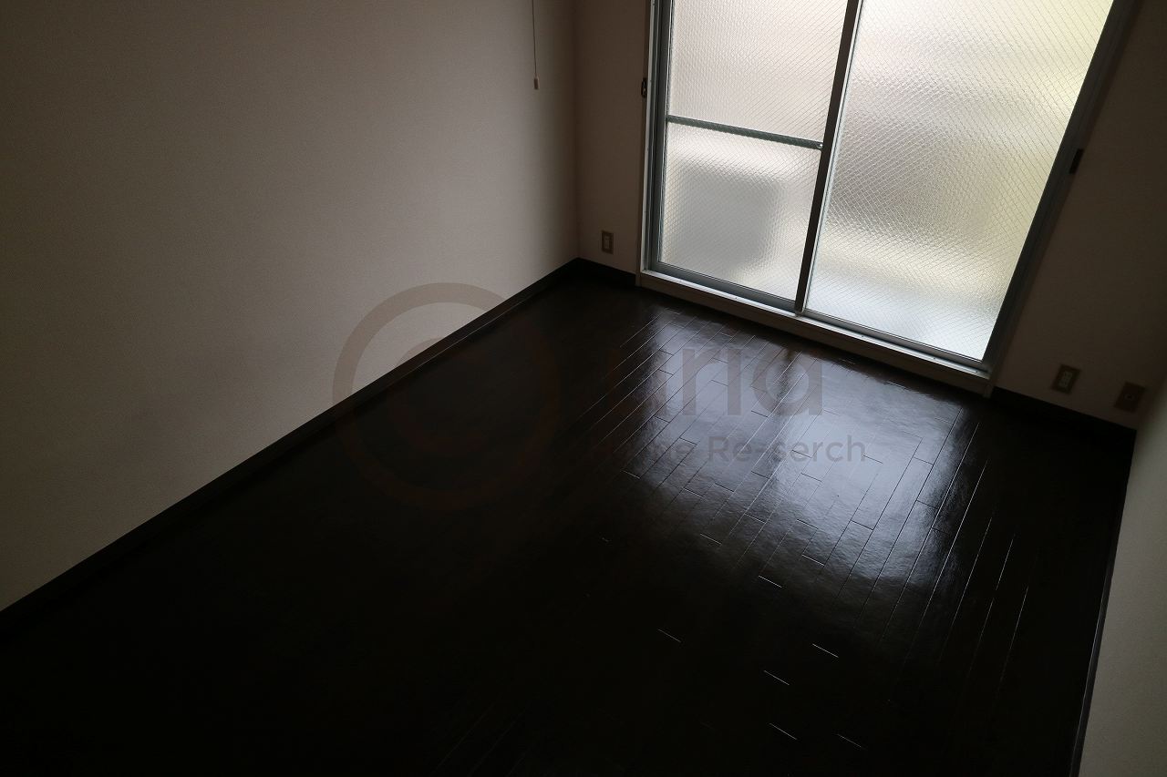 メゾン六甲の居間写真