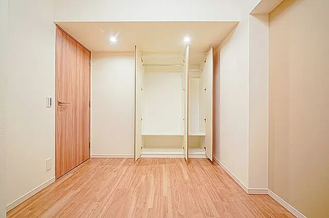 ワコーレザ・神戸旧居留地レジデンスタワーの居間写真