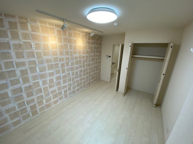 フジパレス灘I番館の居間写真