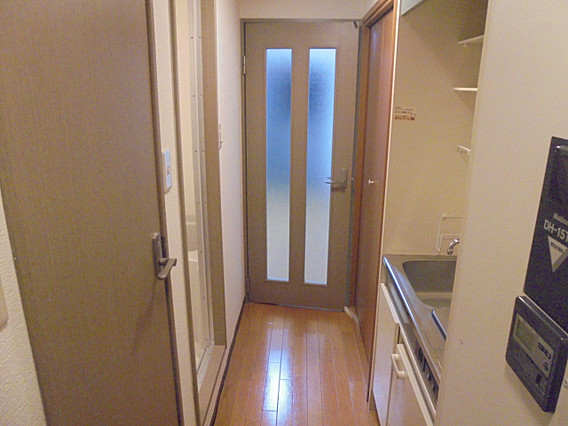 エステムコート芦屋西の玄関写真