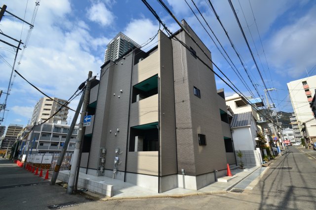 ルアナ新神戸の外観写真