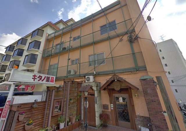 山麓ハイツの外観写真