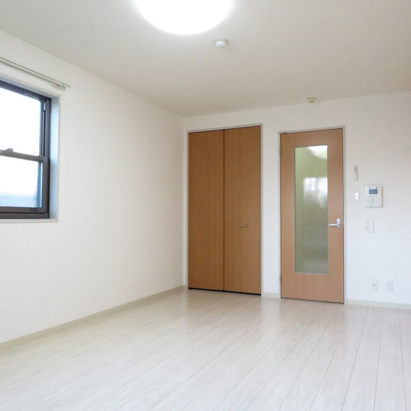 フルール岡本の居間写真