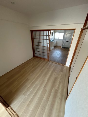 エルパラッツォ本山南の居間写真