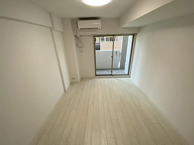 THEORY KOBE CLAIRの居間写真