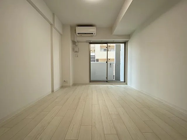 THEORY KOBE CLAIRの居間写真