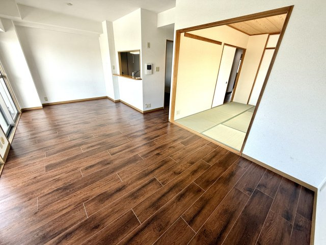 リーヴ香櫨園の居間写真