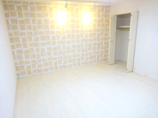 フジパレス東灘III番館の居間写真