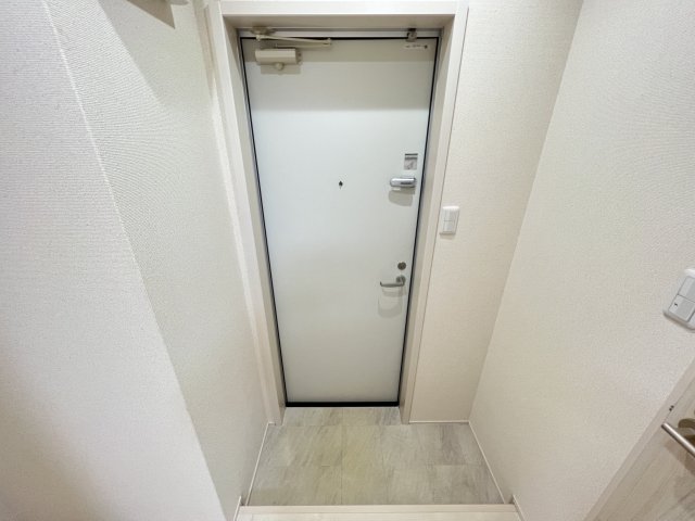 フジパレス東灘III番館の玄関写真
