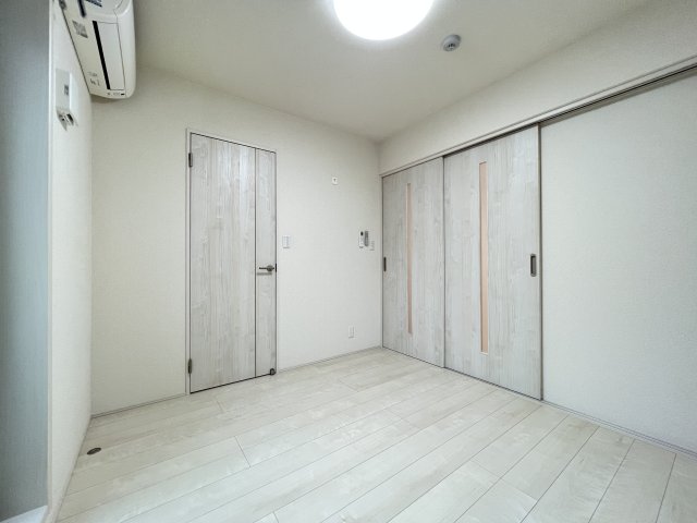 フジパレス東灘III番館の居間写真
