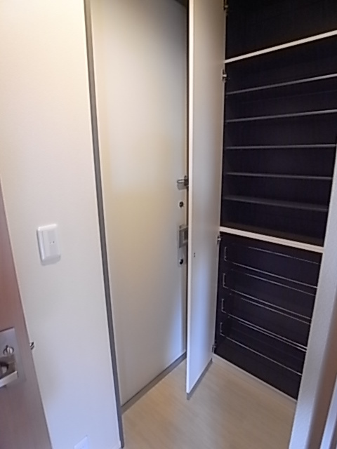 ブランシュ芦屋の玄関写真