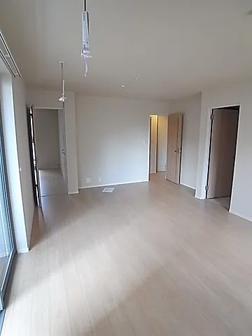 ブランシュ芦屋の居間写真