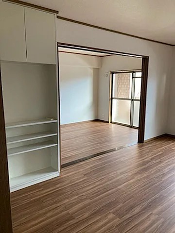 摩耶コート壱番館の居間写真