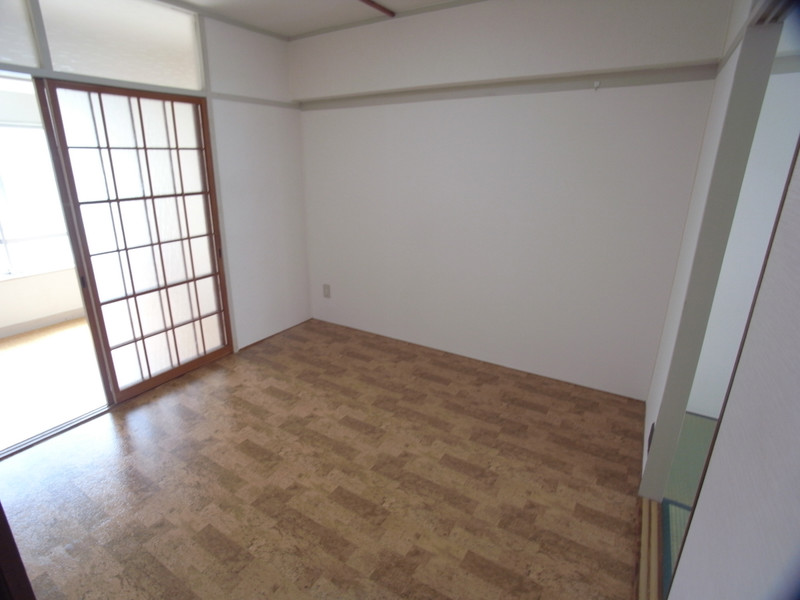 MIRAVAL元町の居間写真
