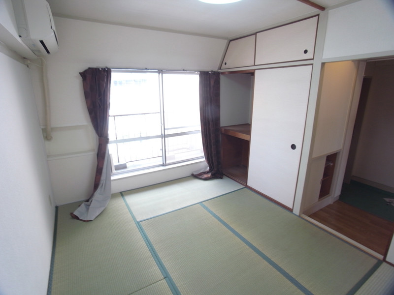 MIRAVAL元町の居間写真