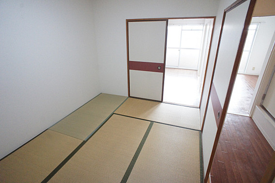 グランディア野崎通りの居間写真