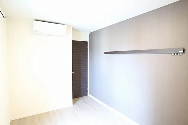 セリジエ夙川の居間写真