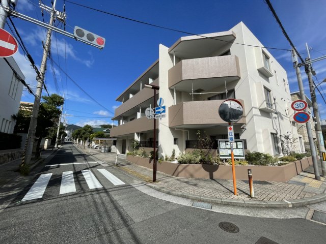 エバーグリーンフラッツ