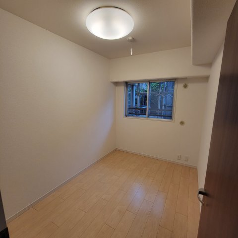 フォレスティア芦屋浜町の居間写真