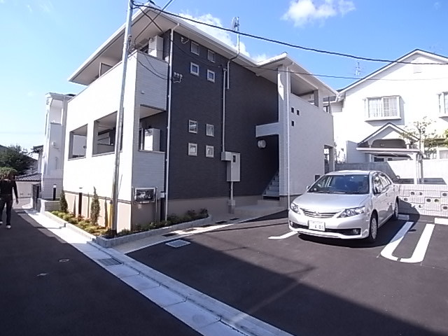 メゾンもくれん