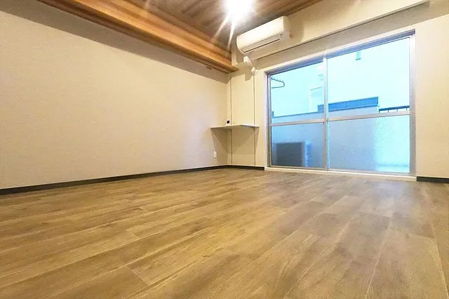 住吉ハイツIの居間写真