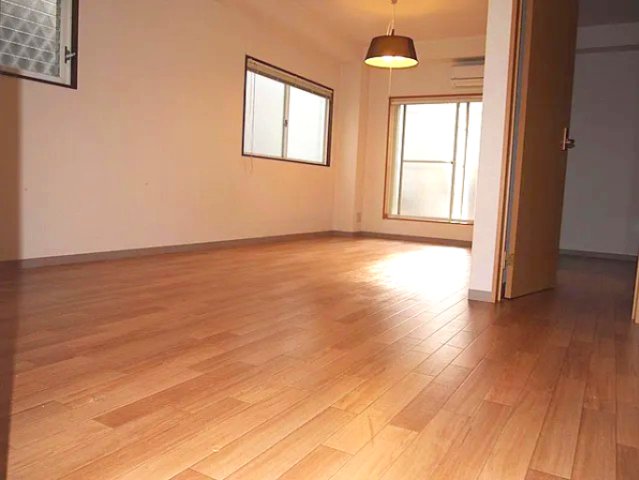 松丘ハイツの居間写真