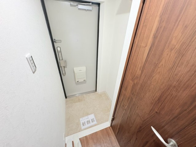 シャンボール芦屋の玄関写真