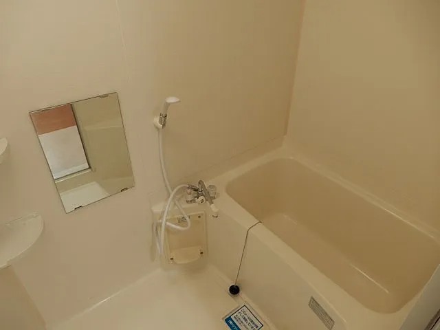 プレサンス神戸裁判所前の風呂写真