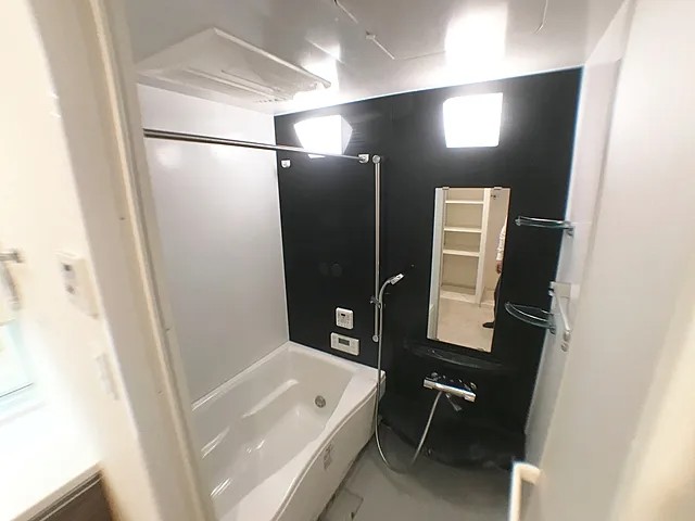 プレサンス三宮エレガンシアの風呂写真