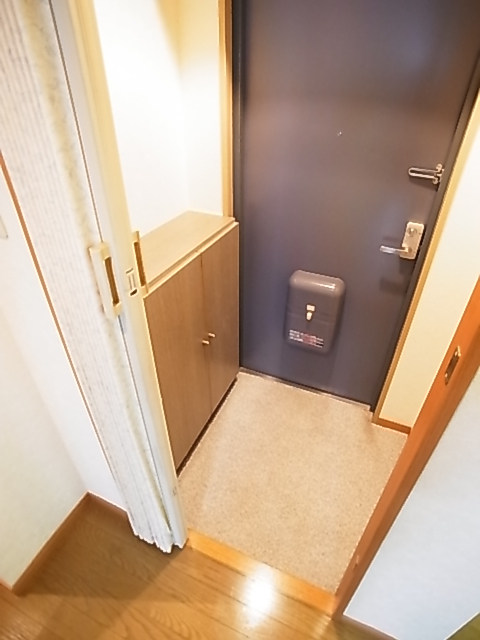 クレール甲南の玄関写真