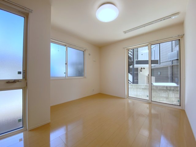 D-room高羽の居間写真