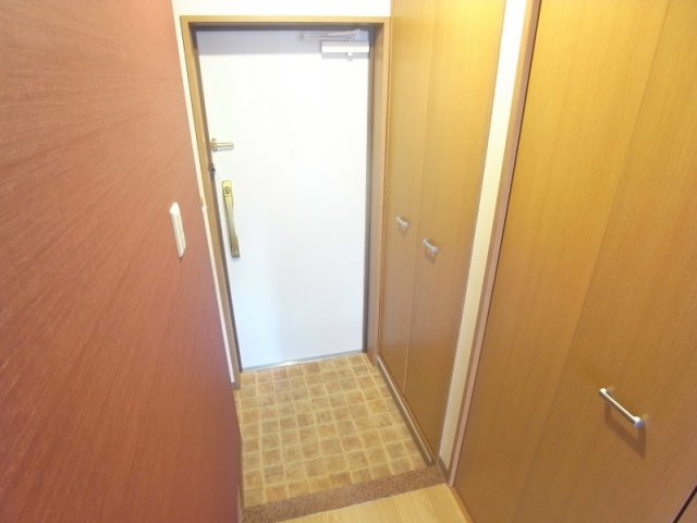 カーサ六甲友田町の玄関写真