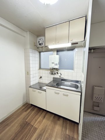 山海マンションのキッチン写真