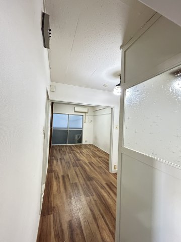 山海マンションの玄関写真