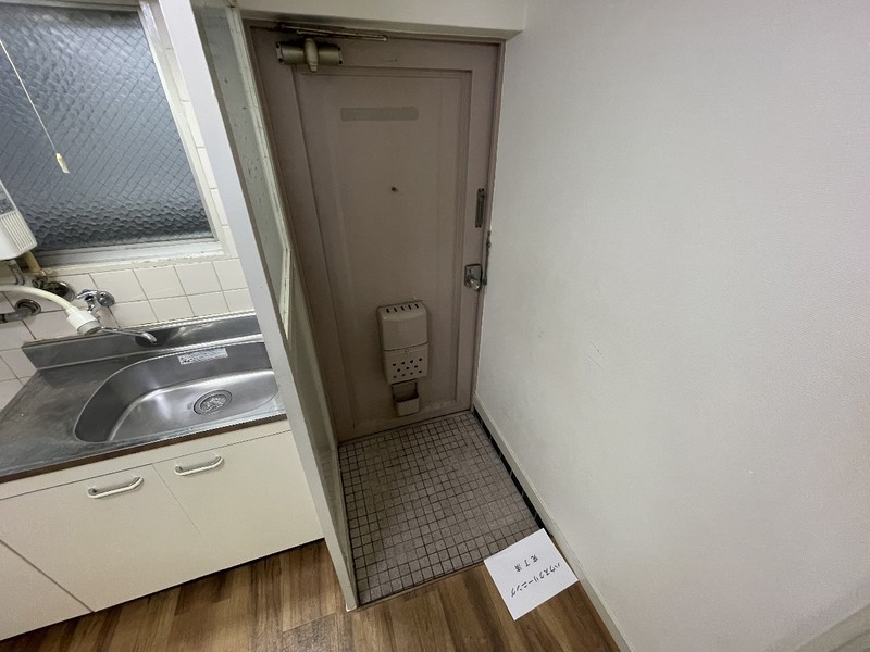山海マンションの玄関写真