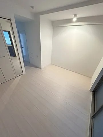 山海マンションの居間写真