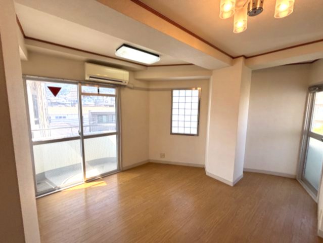 ABCヒルズ六甲の居間写真