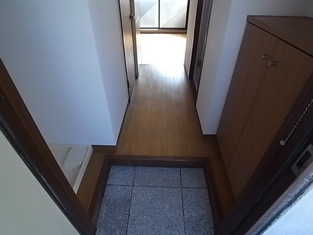 リバーサイド明光の玄関写真