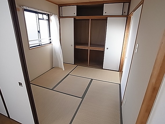 フェニックス本山の内装写真