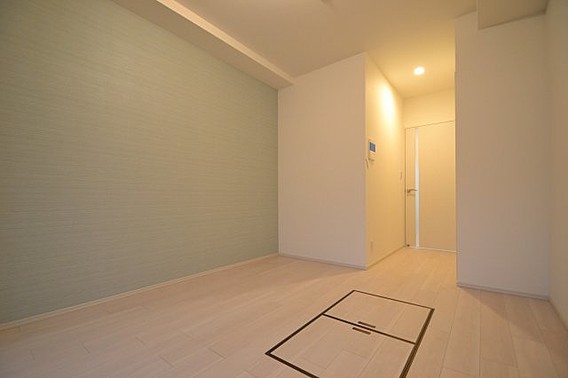 スプランディッド神戸北野の居間写真