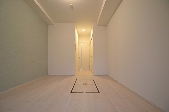 スプランディッド神戸北野の居間写真