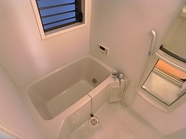 レガーロ三宮の風呂写真