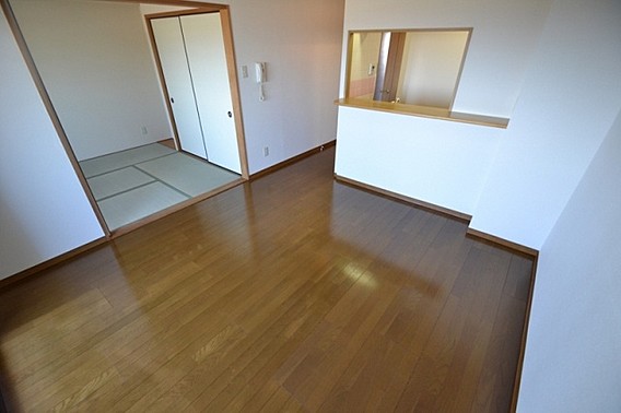 ベルレコルテ浜辺の居間写真