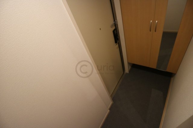 D-room灘北通の玄関写真