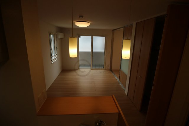 D-room灘北通の居間写真